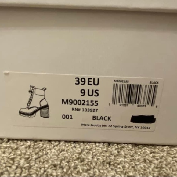 Brand new in box Marc Jacobs Crosby Boots - Picture 6 of 6